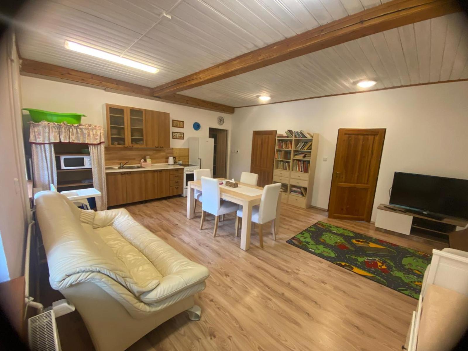 Apartmany Dolni Vitkov Chrastava Bagian luar foto